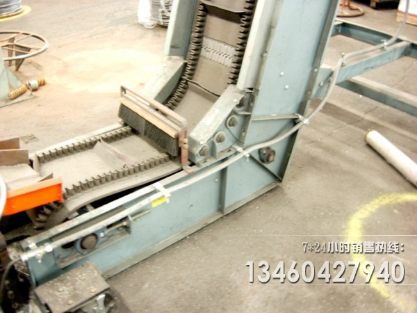 全有輕型90度大傾角皮帶輸送機安裝現(xiàn)場