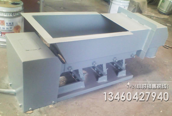 座式電磁振動給料機(jī)圖片