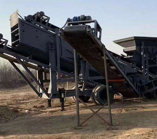 移動(dòng)篩分機(jī)站 移動(dòng)篩分機(jī)站