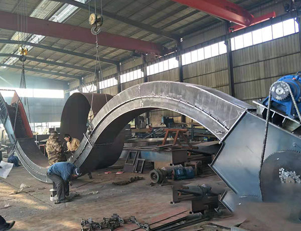 可彎曲刮板輸送機按工作原理計算彎度不大于多少！