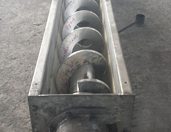 針對(duì)物料那些方面我們來(lái)選擇合適的螺旋輸送機(jī)？