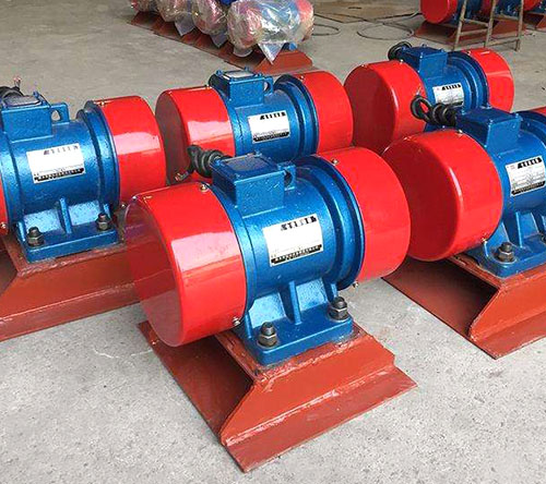 倉壁振動器 倉壁振動器