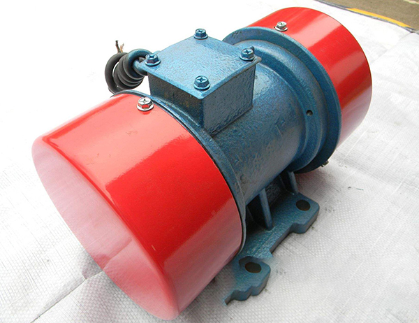 臥式振動電機 臥式振動電機