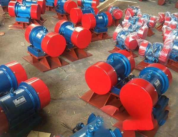 ZFB倉壁振動(dòng)器