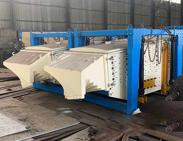 方形搖擺篩上面的物料不搖擺正常嗎？