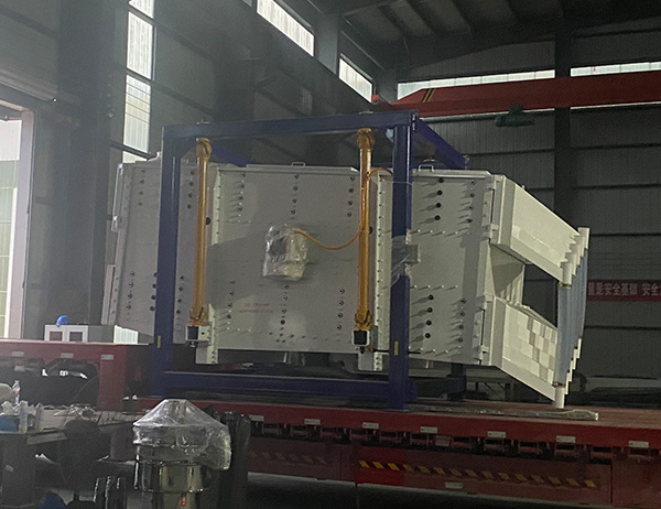 篩樹脂砂處理量100噸一小時，精度90%以上用什么篩機(jī)？