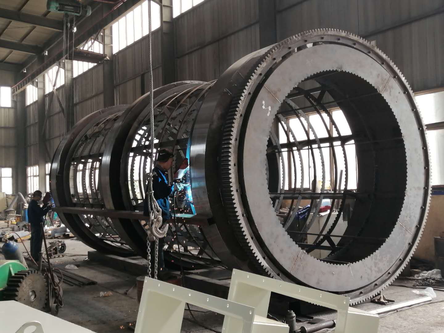 鵝卵石、木屑、垃圾使用滾筒篩分篩石較多